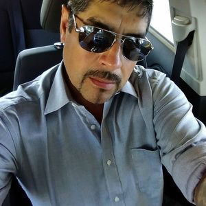 Meet your Posher, Adolfo